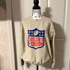 Gildan Cream Sweatshirt with Red and Blue Graphic